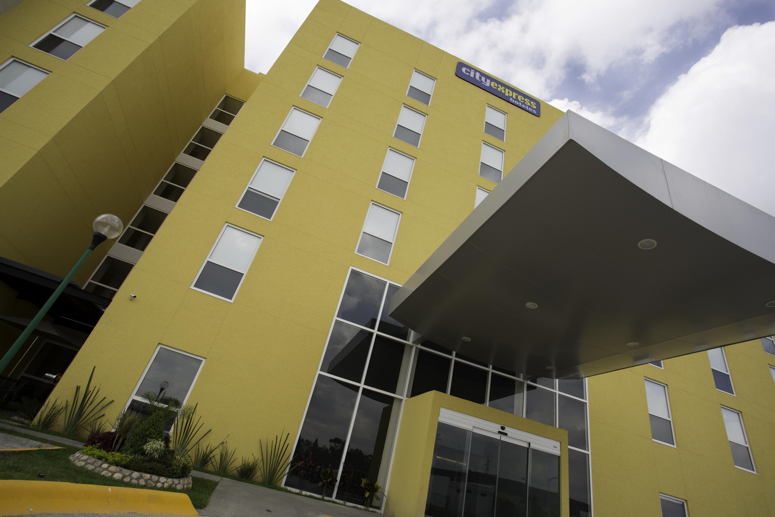 City Express By Marriott Irapuato Norte Exterior foto
