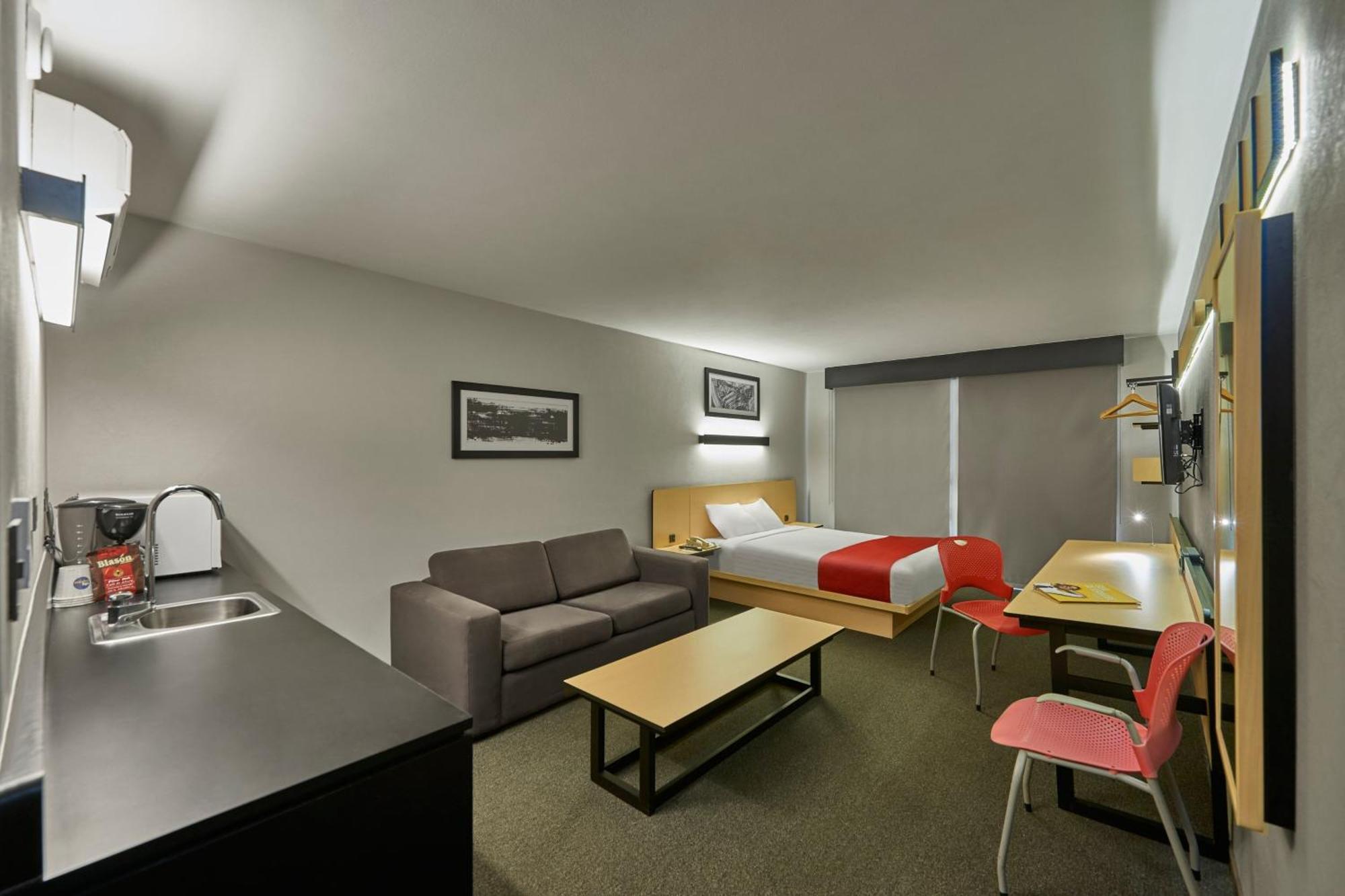 City Express By Marriott Irapuato Norte Exterior foto